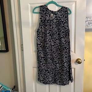 Size large black and white UmGee dress